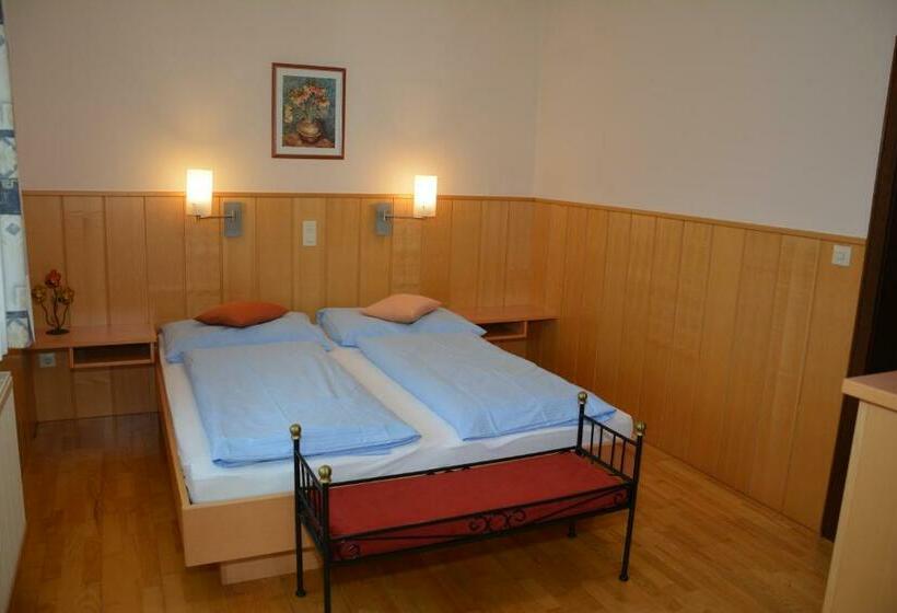 住宿加早餐  Pension Kreischberg Mayer