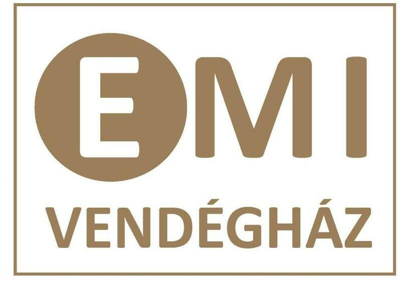 膳宿费 Emi Vendégház