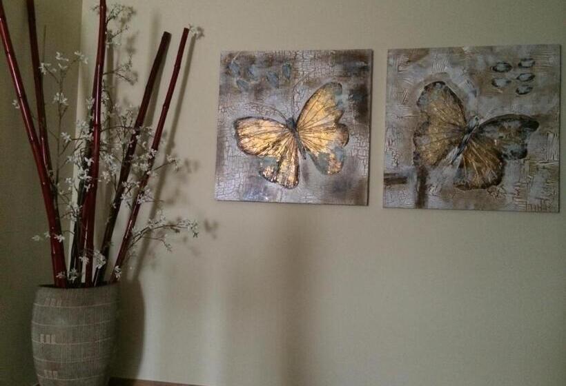 پانسیون Hostal Eden