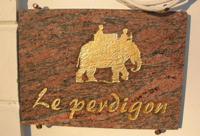 צימר Chambres D Hôtes Le Perdigon