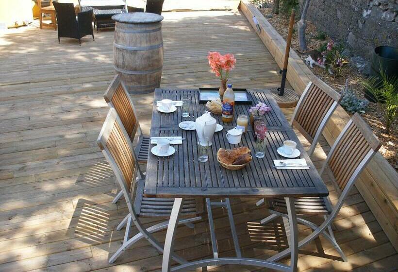 ベッドアンドブレックファースト Domaine Les Cascades