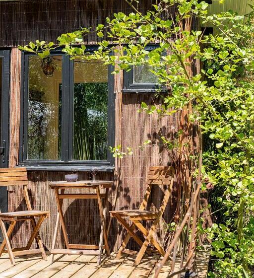 Bed and Breakfast Les Cabanes Des Marais