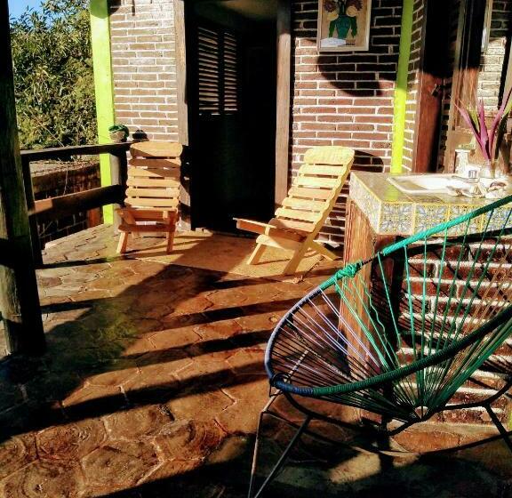 بنسيون Casa Gundi Y Tomas