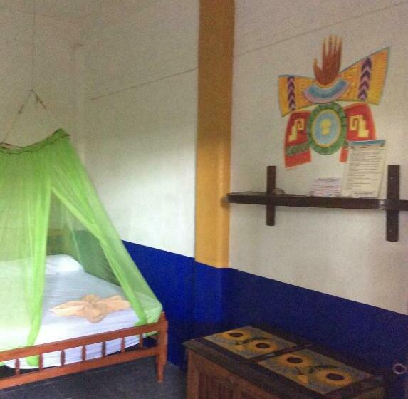 بنسيون Casa Gundi Y Tomas