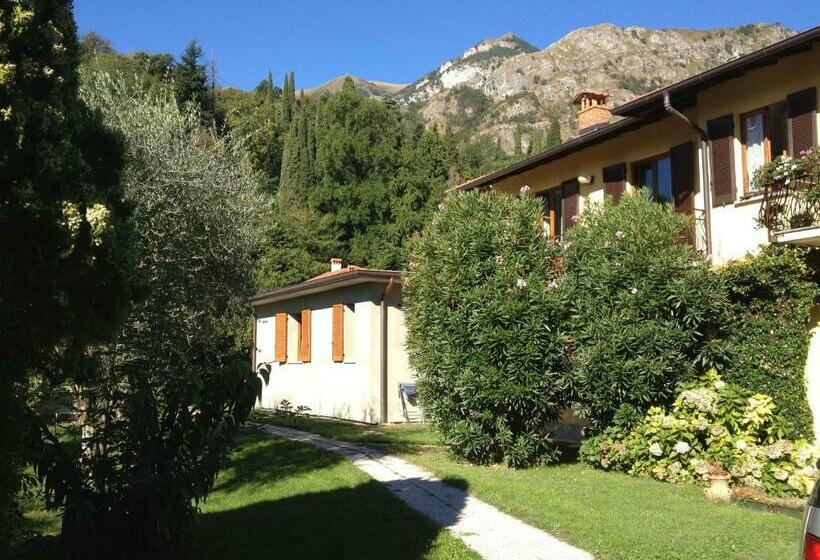 بنسيون Casa Pini