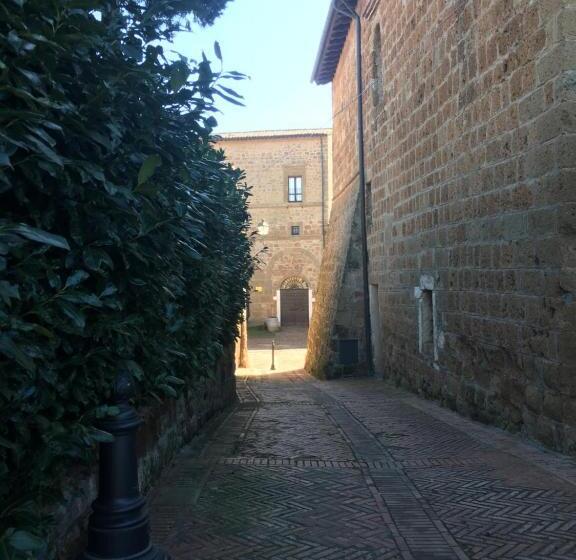 Пансион Notti Etrusche A Sovana