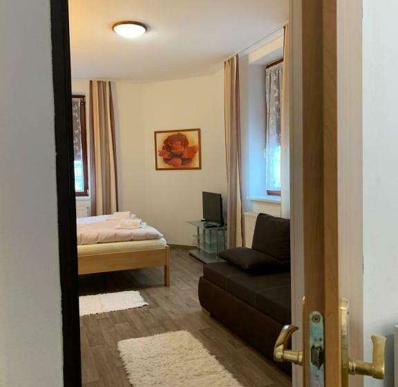 پانسیون Penzion Na Solné Stezce