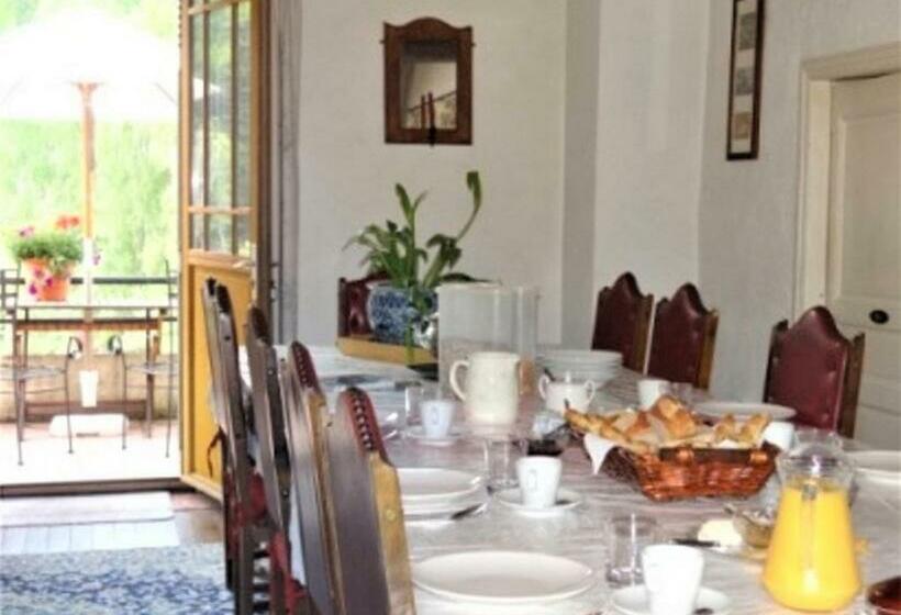 ベッドアンドブレックファースト Chez Providence Chambres Et Table D Hôtes