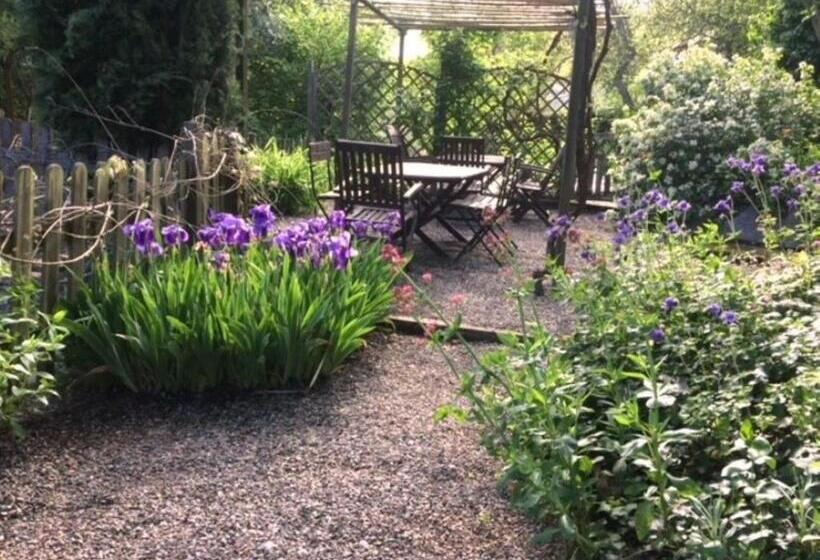 ベッドアンドブレックファースト Chez Providence Chambres Et Table D Hôtes