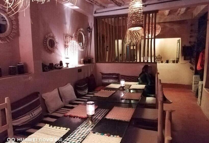 مبيت وإفطار Dar Isselday