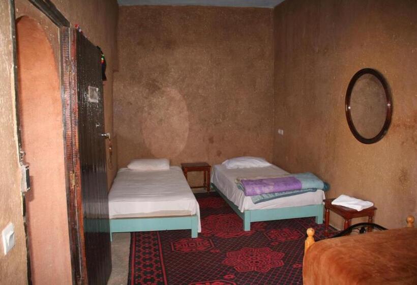 هتل Auberge L Oasis