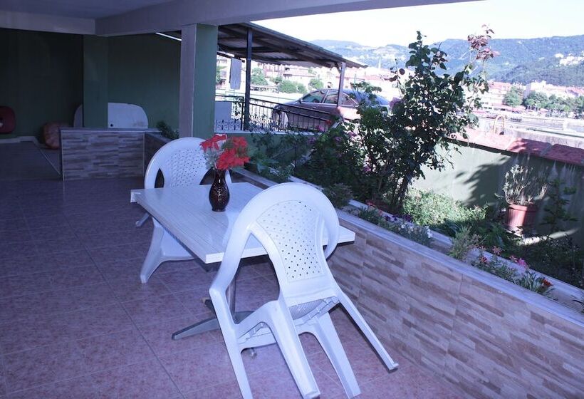פנסיון Boztepe Apart