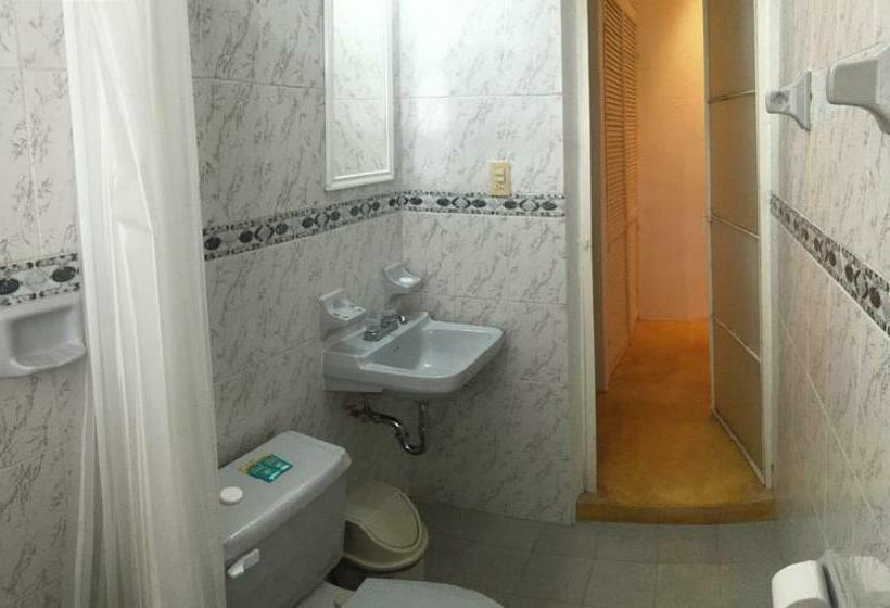 بنسيون Casa De La Luz   Guesthouse