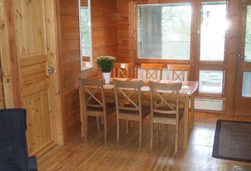 リゾートホテル Riihivuoren Lomakylä