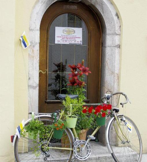 Bed and Breakfast Haus Schlosskeller