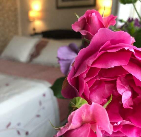 住宿加早餐  Le Chevrefeuille Chambres D Hotes Et Gîtes De Charme