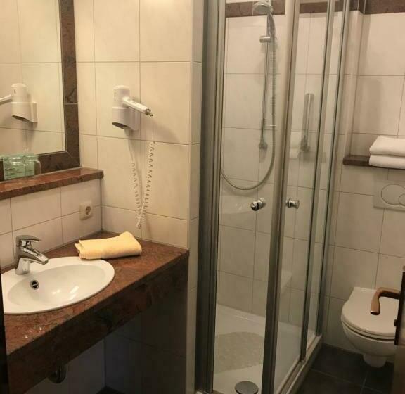 Отель Schlossgasthof Rösch