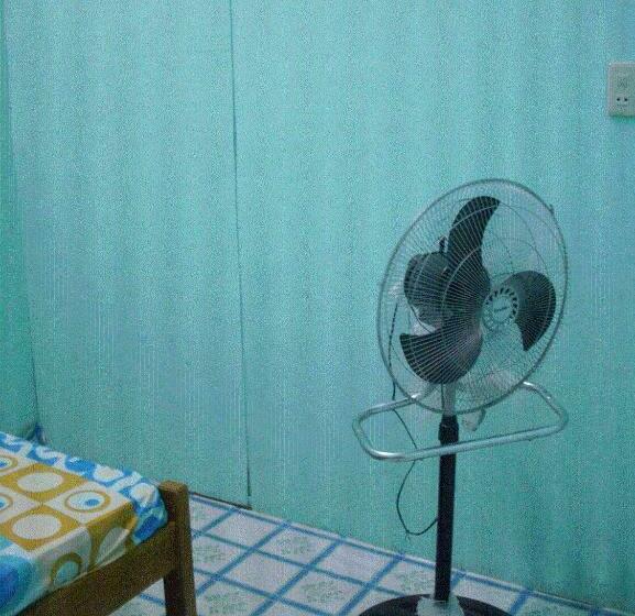 پانسیون Crystall Guesthouse