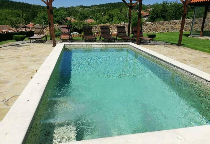 پانسیون Guest House Diabora