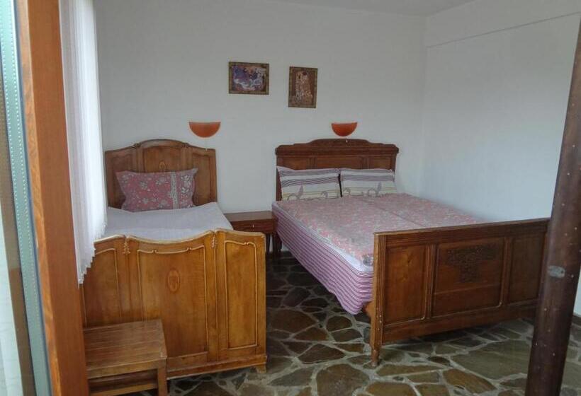 پانسیون Guest House Diabora