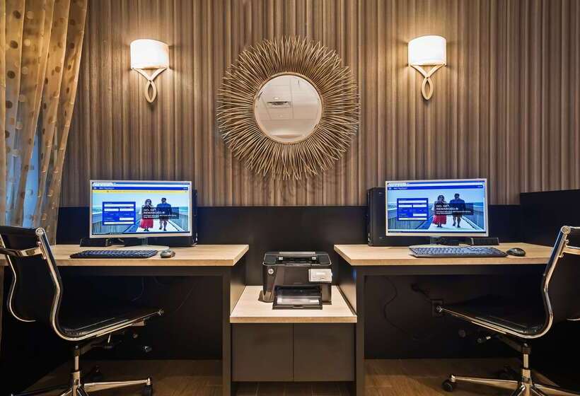 هتل Best Western Plus Hollywood/aventura