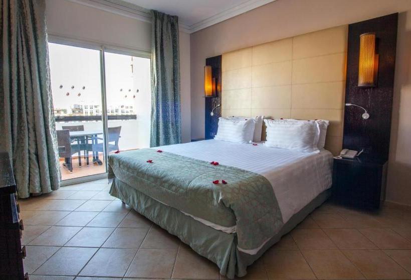 בית מלון כפרי Bianca Beach Family & Resort