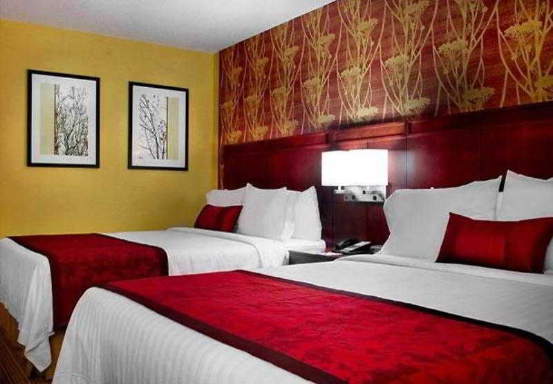 هتل Courtyard Atlanta Airport West