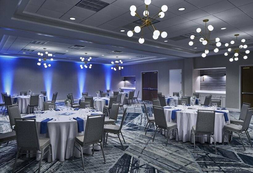 Delta Hotels By Marriott Norfolk Airport