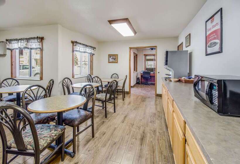 هتل Econo Lodge, Downtown Custer Near Custer State Park And Mt Rushmore