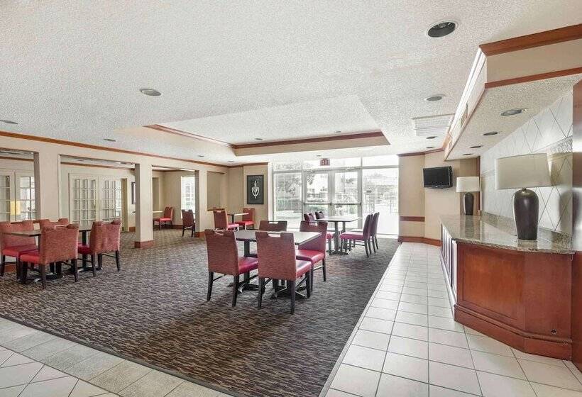 בית מלון כפרי Extended Stay America Suites  Dallas  Frankford Road