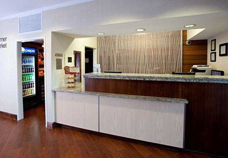 هتل Fairfield Inn & Suites Savannah Airport