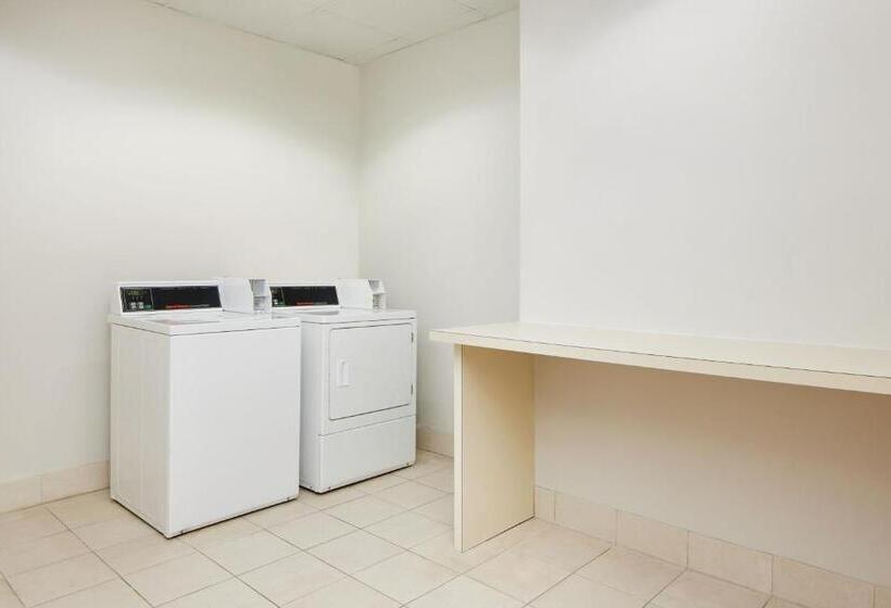 فندق Fairfield Inn & Suites Worcester Auburn