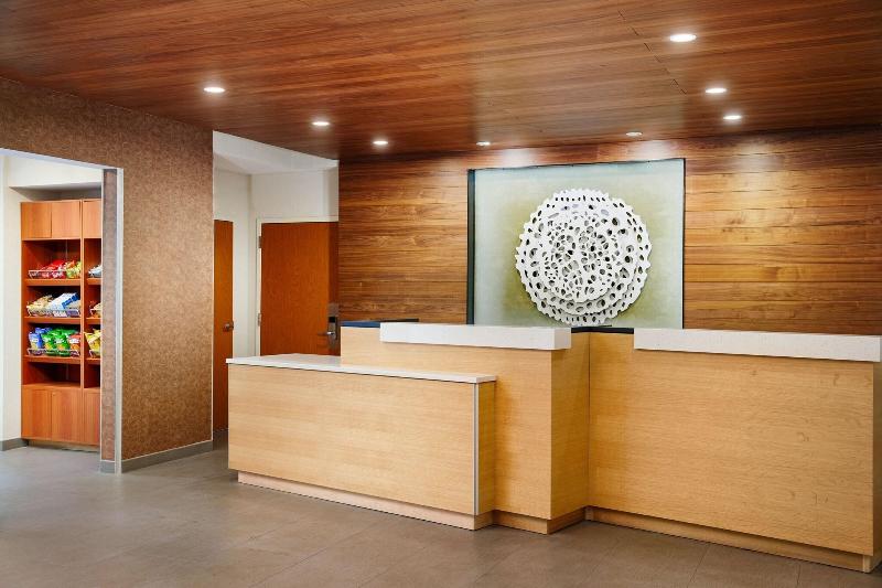 فندق Fairfield Inn & Suites Worcester Auburn