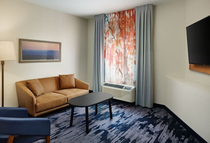 فندق Fairfield Inn & Suites Worcester Auburn