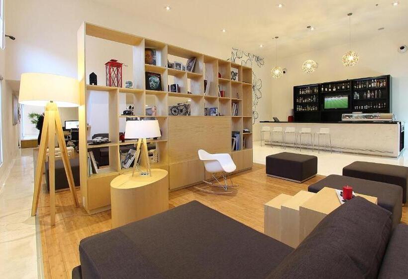 ホテル Fiesta Inn Express Naucalpan