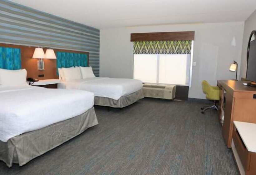 هتل Hampton Inn Atlantacanton