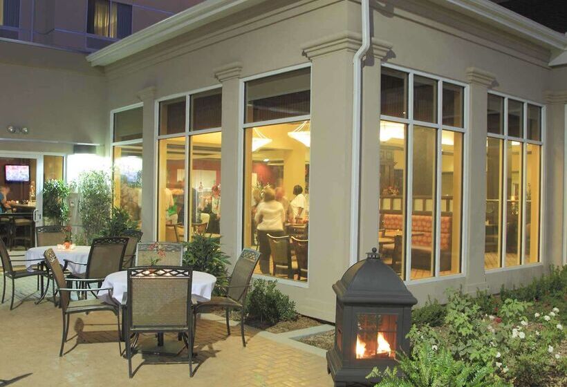 هتل Hilton Garden Inn Clovis