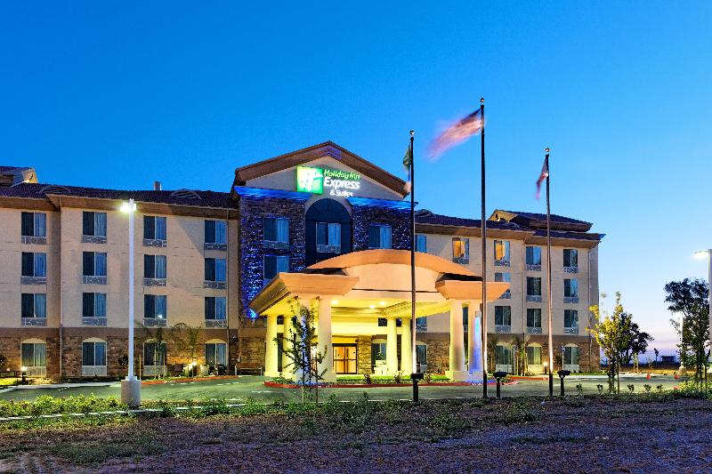 هتل Holiday Inn Express Fresno Northwest   Herndon, An Ihg