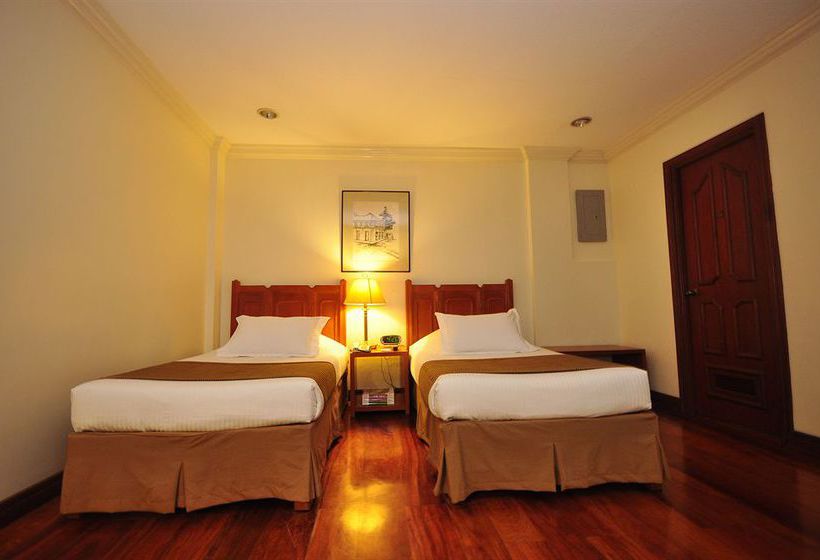 Hotel Malvar Hostel