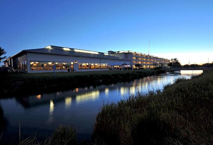 בית מלון כפרי Shilo Inns Idaho Falls