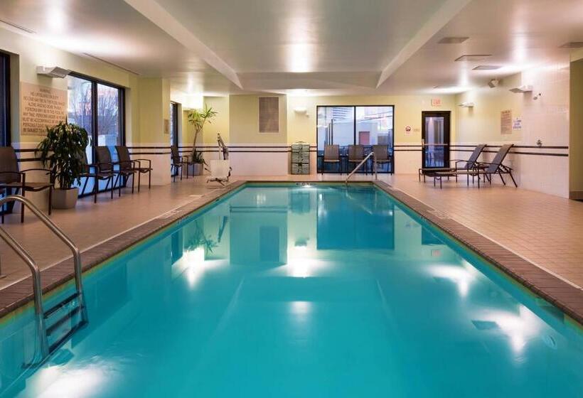 هتل Springhill Suites Louisville Downtown