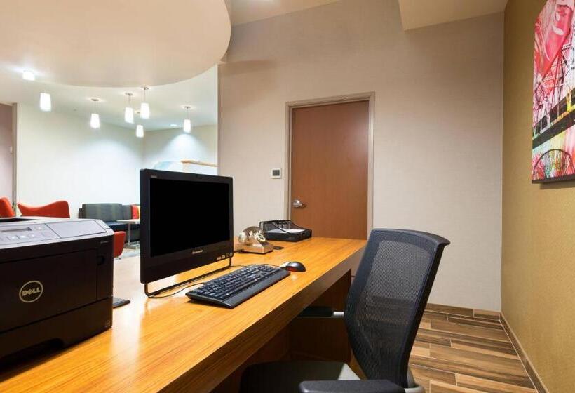 هتل Springhill Suites Louisville Downtown