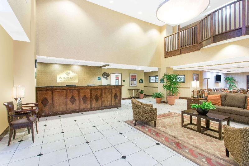 هتل Wingate By Wyndham Savannah Pooler