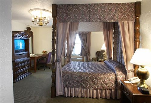 Lodge Hotel & Conference Center
