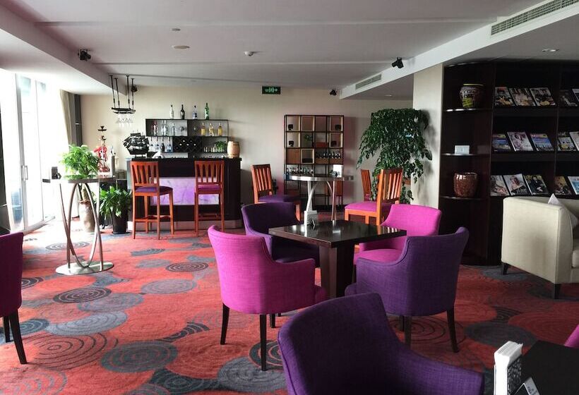호텔 Crowne Plaza Shanghai Xiayang Lake, An Ihg
