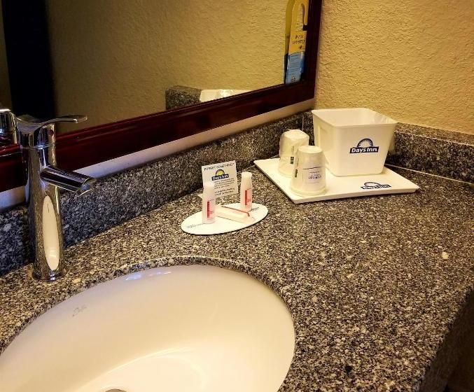 فندق Days Inn & Suites By Wyndham Clermont