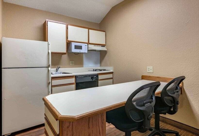 호텔 Extended Stay America Suites  Cincinnati  Blue Ash  Reed Hartman