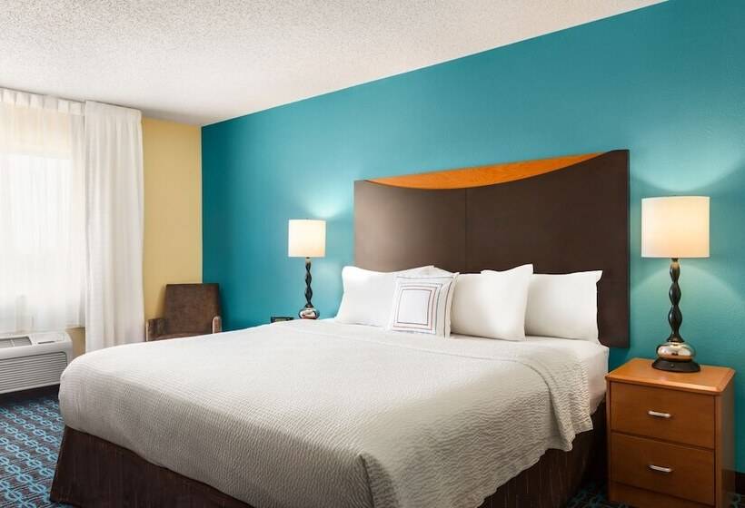 Отель Comfort Inn & Suites Oklahoma City North Quail Springs