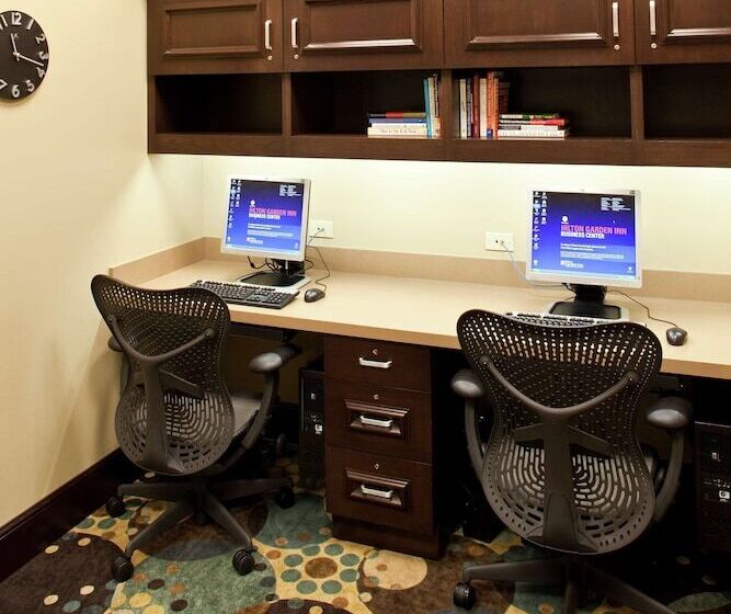 هتل Hilton Garden Inn Sioux Falls South