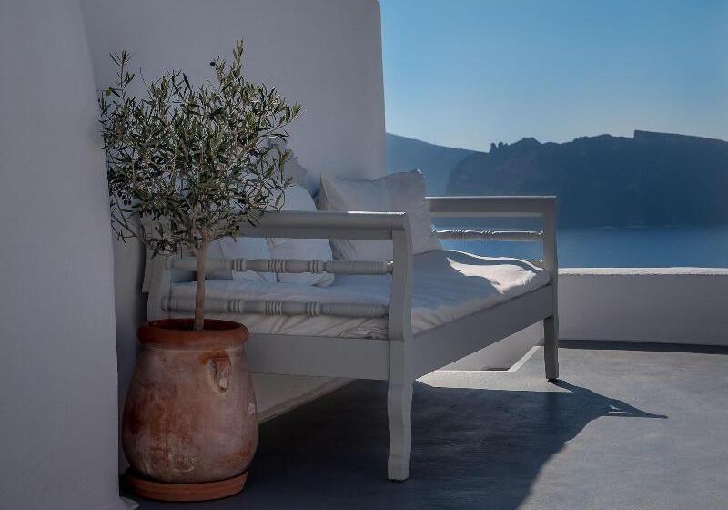 هتل Ikies Santorini